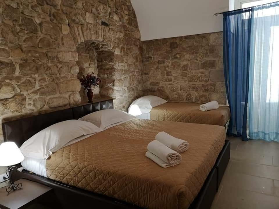 La Corte Di Ibla Ragusa Luaran gambar